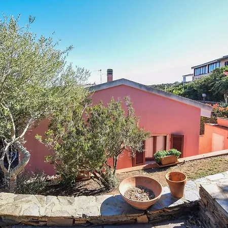 3 Bedroom Amazing In Tatil Evi Stintino
